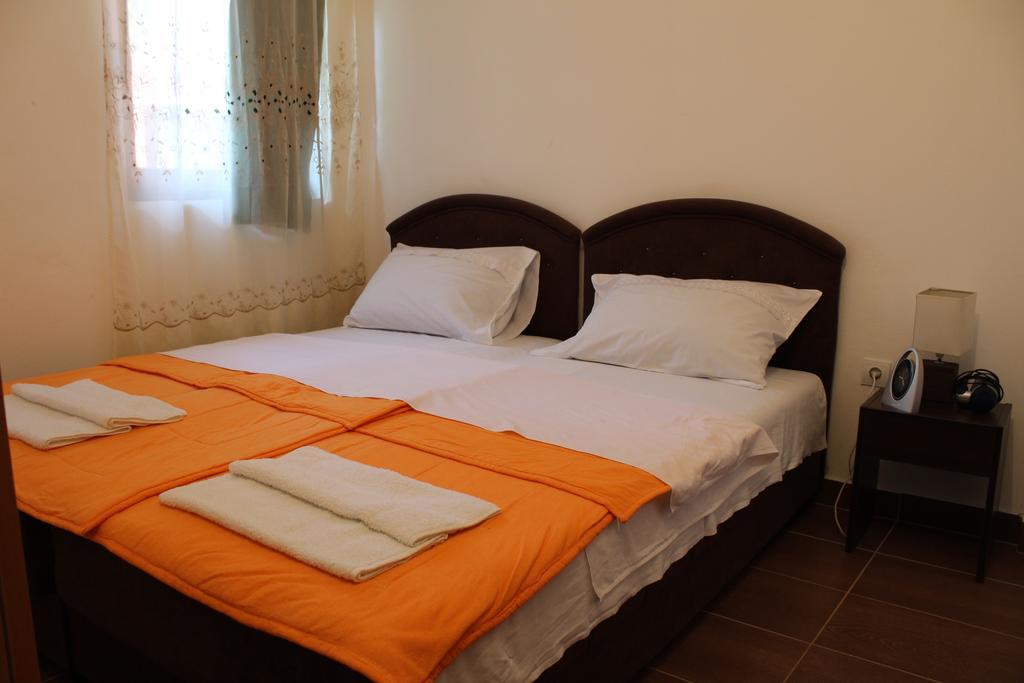 Apartments Olga Virpazar Extérieur photo