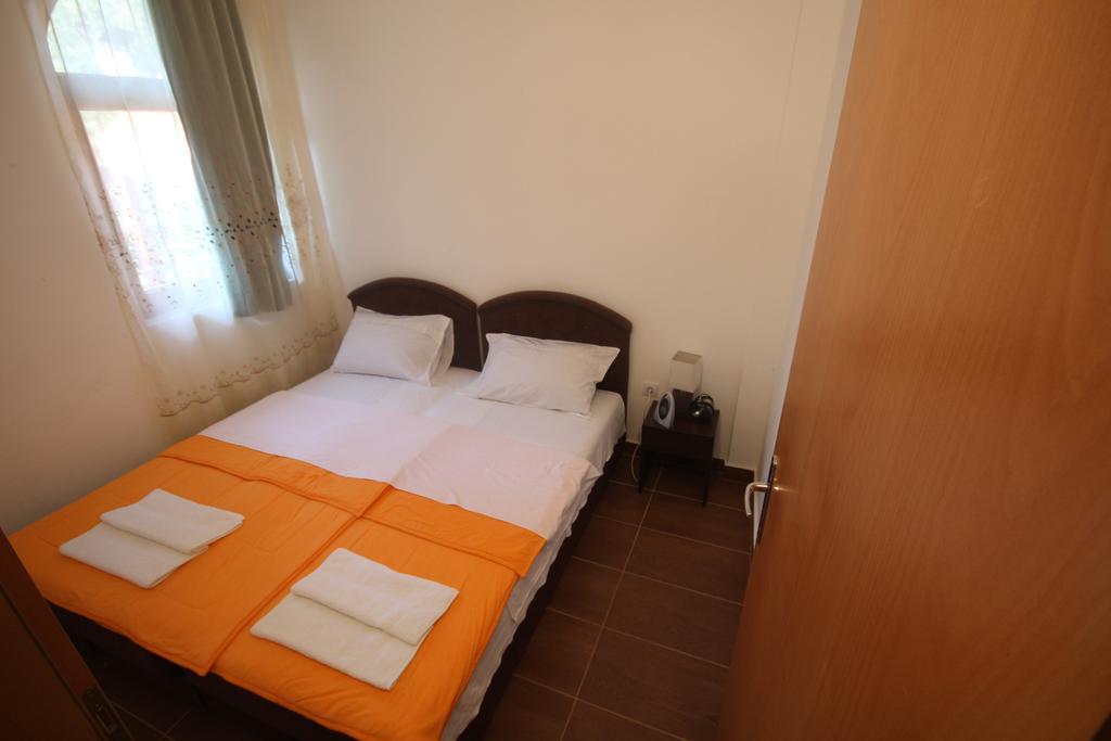 Apartments Olga Virpazar Extérieur photo